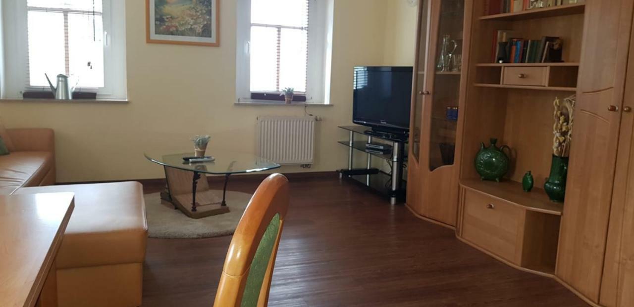 Im Ballhaus Neuhilbersdorf Chemnitz Dış mekan fotoğraf